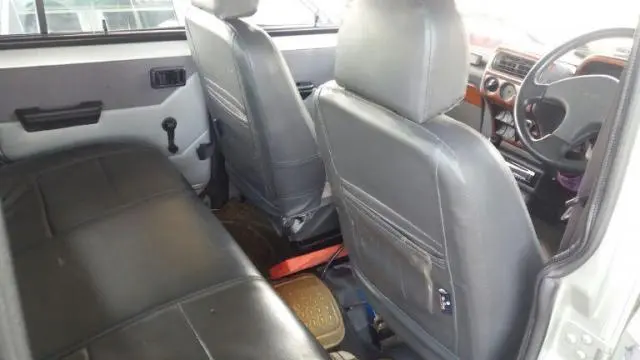 Mahindra Bolero LX 2005