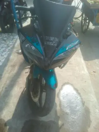 Yamaha YZF-R15 150cc 2015