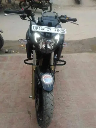 TVS Apache RTR 200 4V 2016