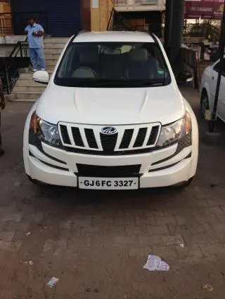 Mahindra XUV500 W4 2012