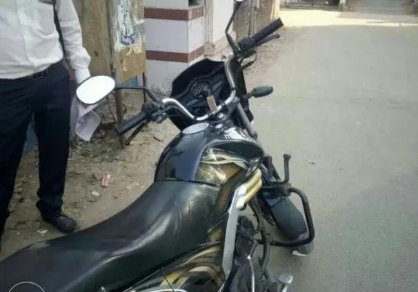 Mahindra Centuro NXT 110cc 2015
