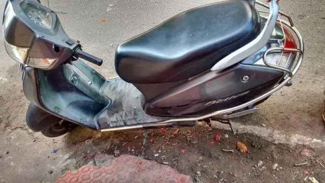 Honda Activa 110cc 2011