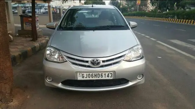 Toyota Etios CROSS 1.2 G  2014