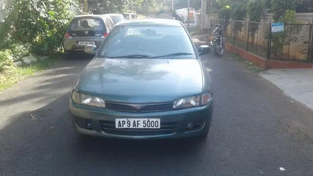 Mitsubishi Lancer LX 1.5L 2000