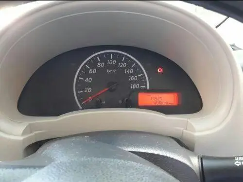 Nissan Micra XV 2015