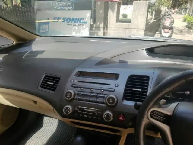 Honda Civic 1.8 V AT 2006