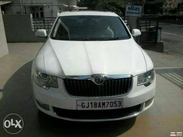 Skoda Superb 2.0 L&K TDI AT 2013