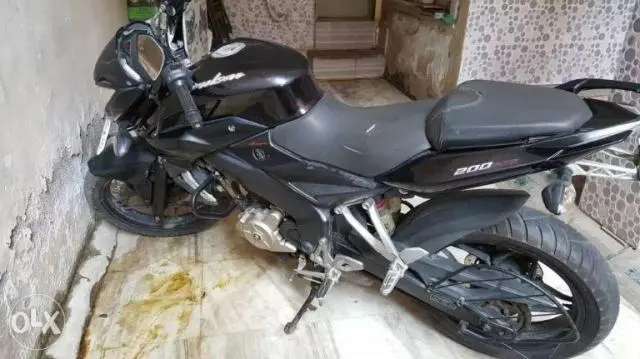 Bajaj Pulsar NS 200 2011