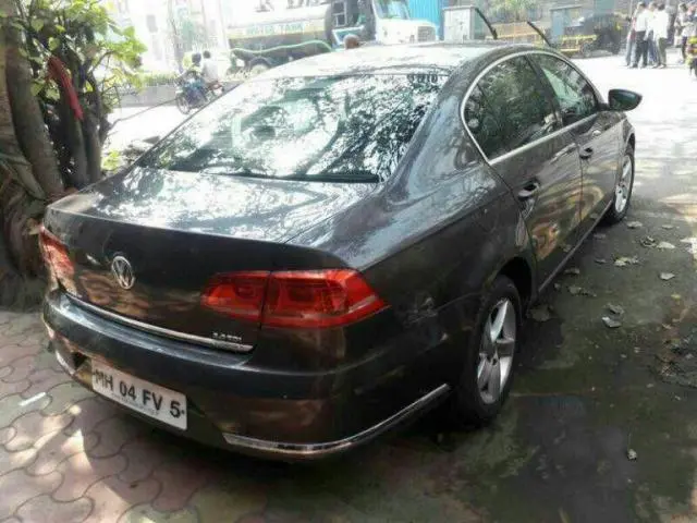 Volkswagen Passat Highline 2012