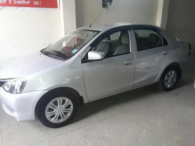 Toyota Etios GD 2015