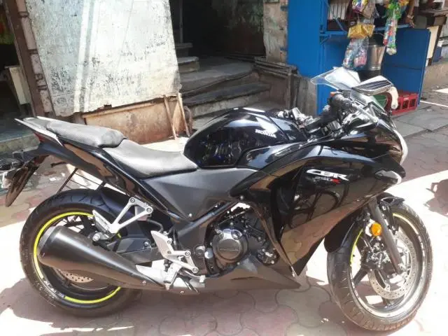 Honda CBR 250R 2016