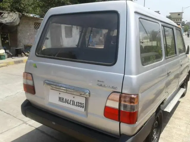 Toyota Qualis FS B4 2004