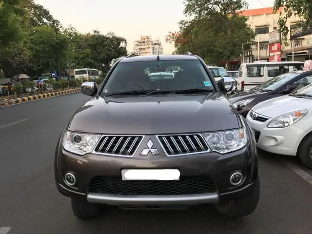Mitsubishi Pajero Sport 2.5 MT 2013