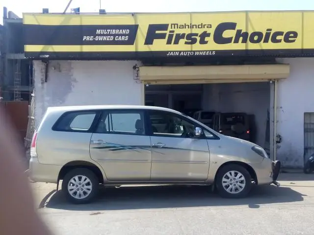 Toyota Innova 2.5 VX (Diesel) 7 Seater 2011