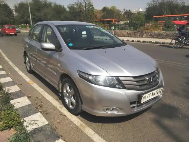 Honda City 1.5 V AT 2010