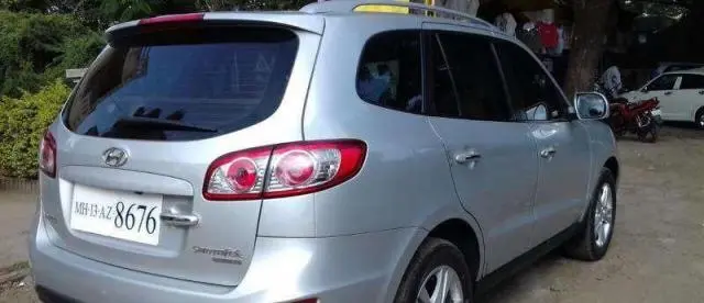 Hyundai Santa FE 2 WD AT 2011