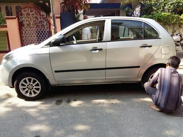 Tata Indica Vista Aqua 1.3 Quadrajet 2010