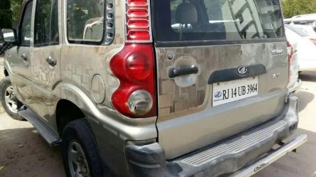 Mahindra Scorpio VLX 2009