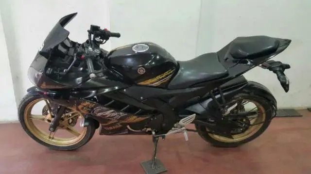Yamaha YZF-R15 2.0 150cc 2015