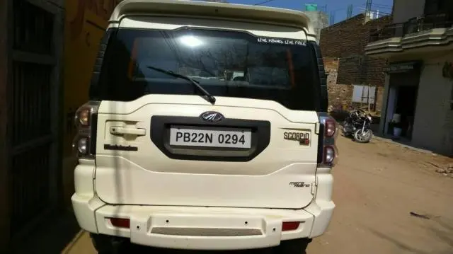 Mahindra Scorpio S10 2015