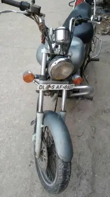 Bajaj Avenger 220cc 2010