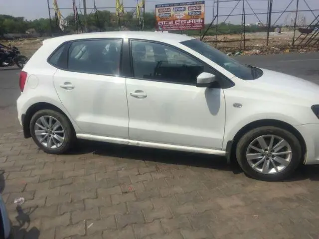 Volkswagen Polo Highline 1.5L (D) 2015