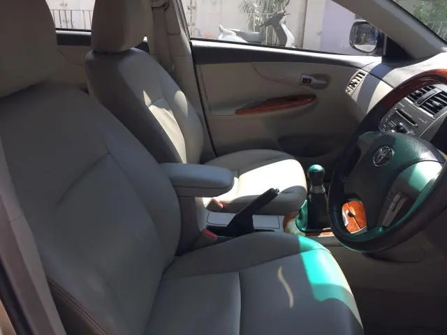 Toyota Corolla Altis GL Petrol 2009