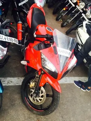 Yamaha YZF-R15 150cc 2010