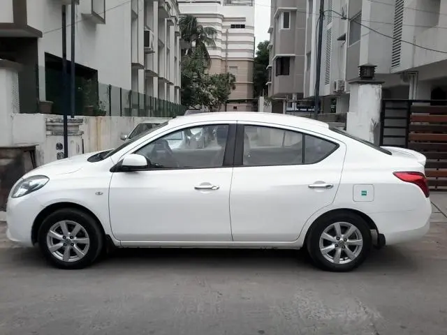 Nissan Sunny XV PETROL 2012