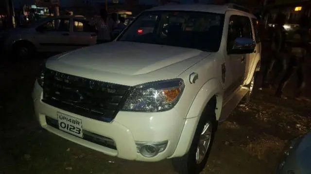 Ford Endeavour 2.5L 4x2 2012