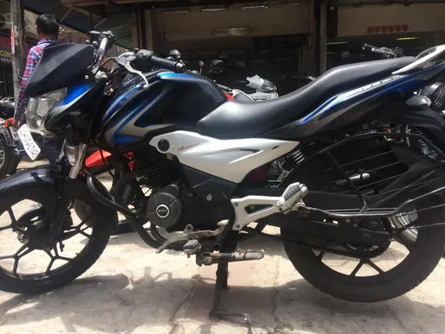 Bajaj Discover 125ST 2013
