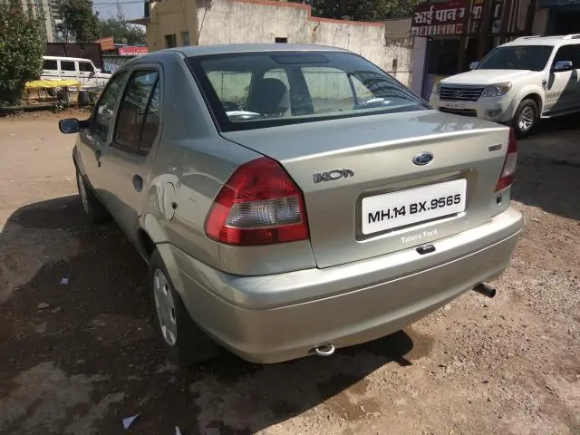 Ford Ikon 1.8 Dix 2009