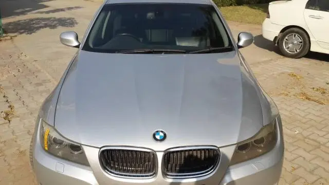 BMW 3 Series 320i 2009