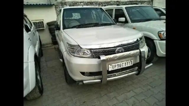 Tata Safari Storme 2.2 VX 4x2 2013