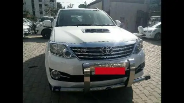 Toyota Fortuner 3.0 4x2 MT 2015