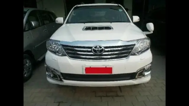 Toyota Fortuner 3.0 4X4 MT 2013
