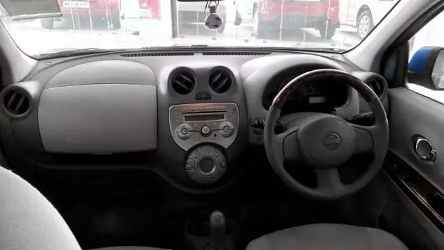 Nissan Micra XV PETROL 2010