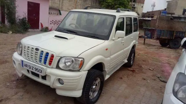 Mahindra Scorpio SLE 2007