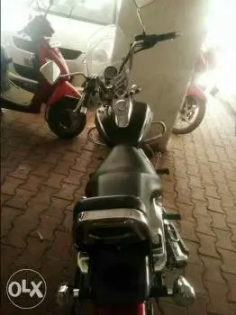 Bajaj Avenger 220cc 2016