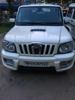 Mahindra Scorpio VLX 2WD 2013