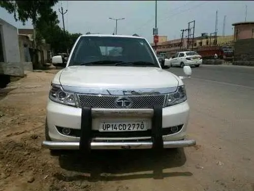 Tata Safari Storme 2.2 EX 4X2 2013