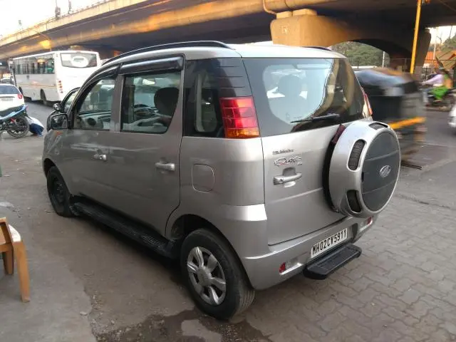 Mahindra Quanto C4 2012