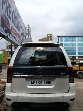 Tata Safari Storme 2.2 VX 4x2 2012
