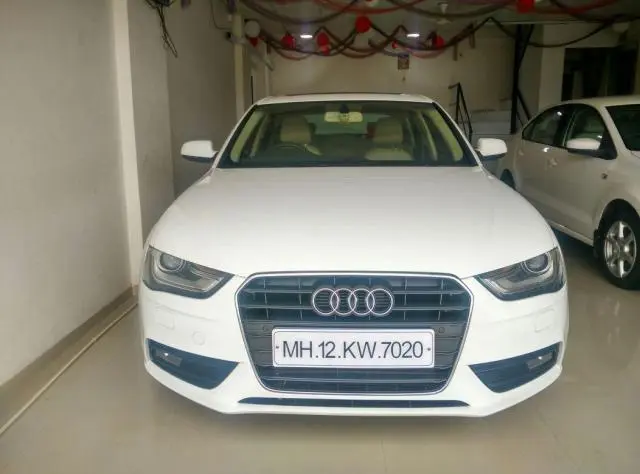 Audi A4 2.0 TDI premium 2014