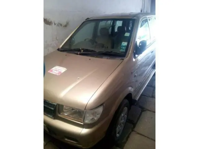 Chevrolet Tavera NY B2 10 STR BS III 2010