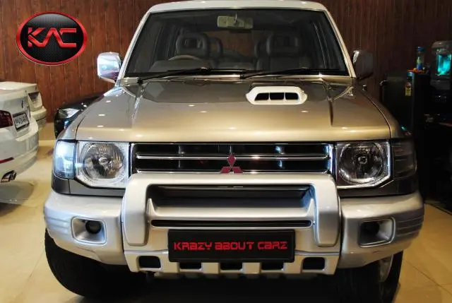 Mitsubishi Pajero SFX 2.8 2009