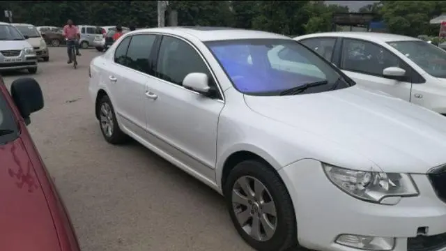 SKODA SUPERB 2.0 TDI PD 2009