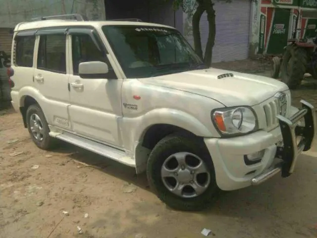 Mahindra Scorpio SLE 2013
