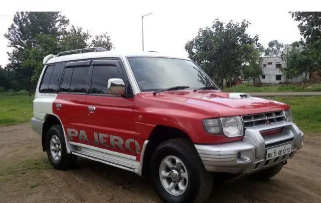 Mitsubishi Pajero SFX 2.8 2010