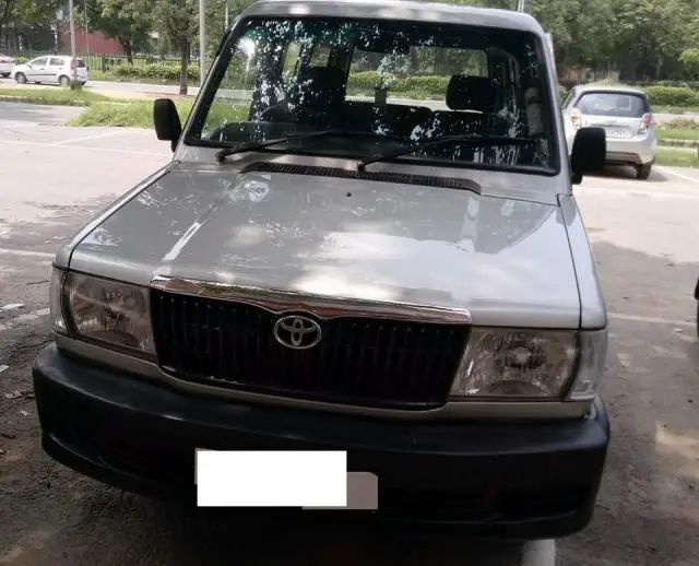 Toyota Qualis FS B6 2003